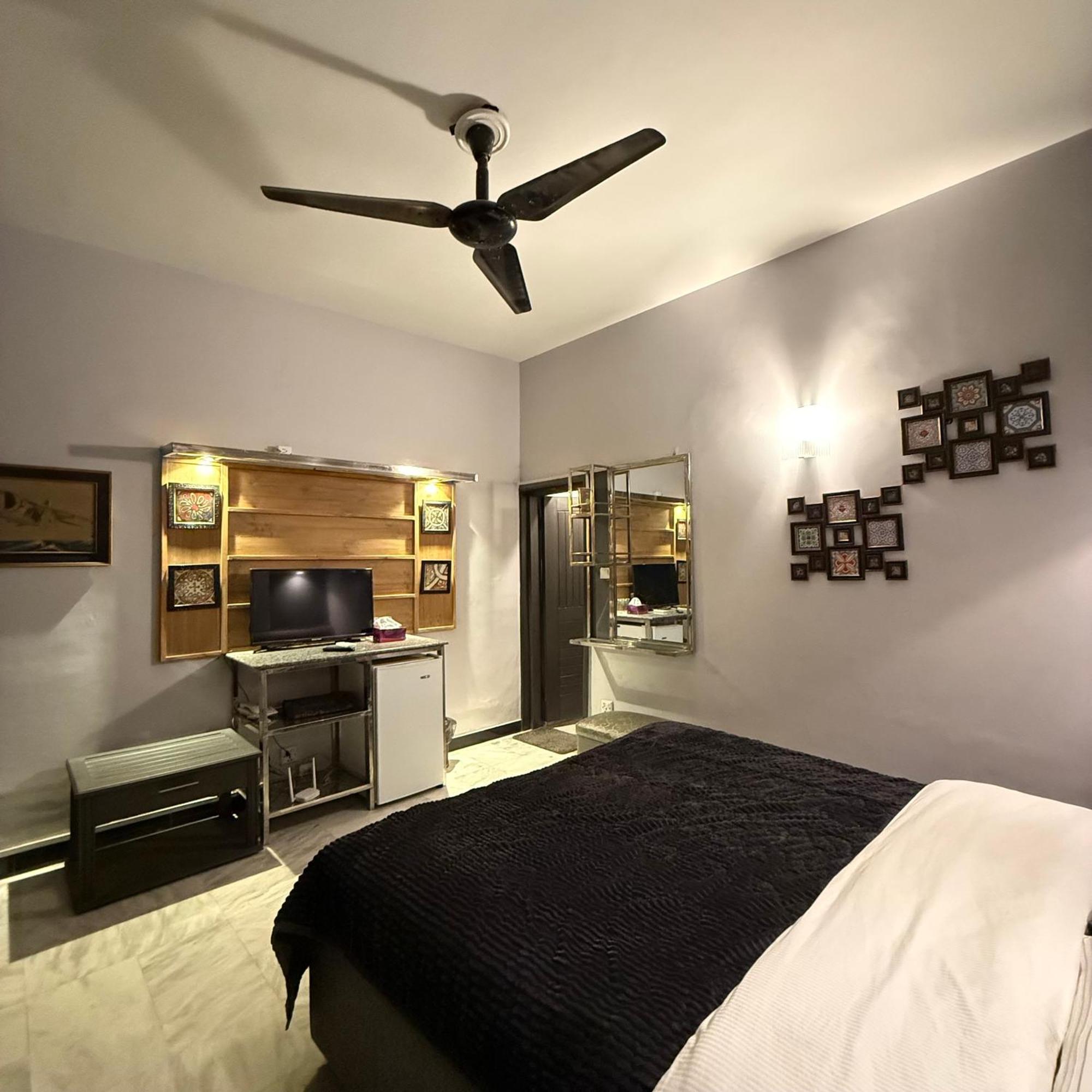 Greenlux Residency Rawalpindi Exterior photo